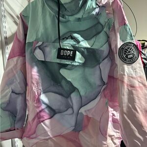 Dope snow ski jacket water colors Like new